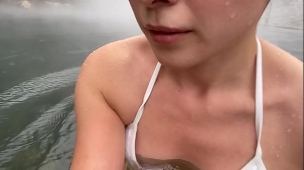 In the hermitbath both the skin and_the lower body are smooth