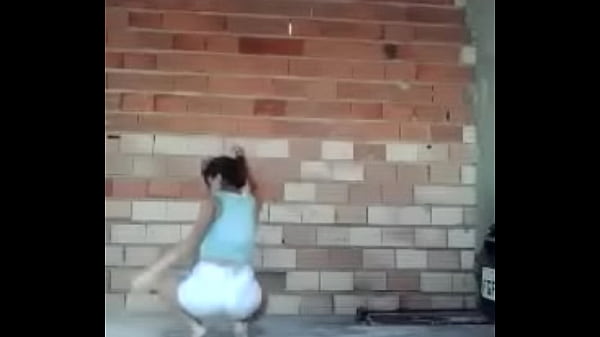 Novinha dançando_funk sensuall