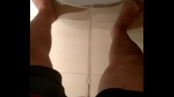 NALDO HACE PIP&Iacute_