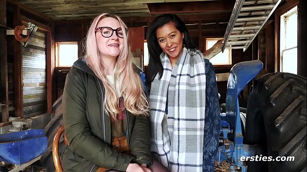 Play MP4 - Hanna and Jin Make Sweet Lesbian Love