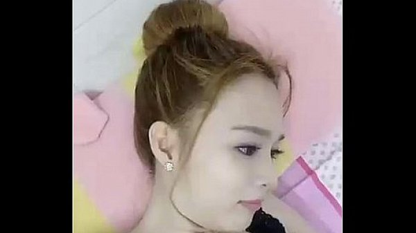 C&ocirc;ng Ch&uacute;a Banh Bướm vietnam girl show her boob 2 