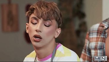 Men - Drake Von - Thanks4giving Me Anal thumbnail