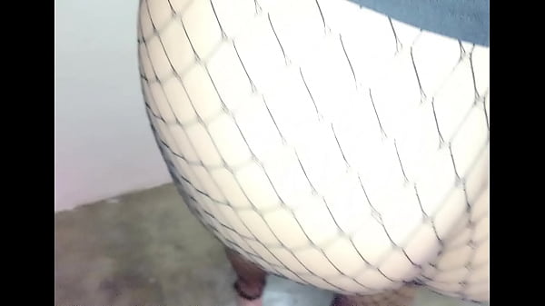 Play MP4 - Escape de la fiesta para coger antes de que me descubran