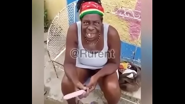 My girlfriend is so hot 