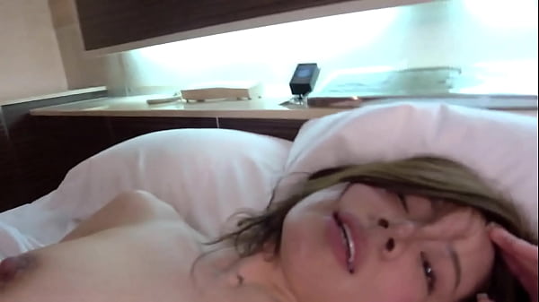 Part3 鍛え抜かれたパーフェクト筋肉質ボディの若妻【るい 27歳 人妻ol】前から後ろからズボズボしお互いに快楽を享受すれば、本気の喘ぎをまき散らしイき果てるるい。合わせて僕の精子もグンッと上がり・・・