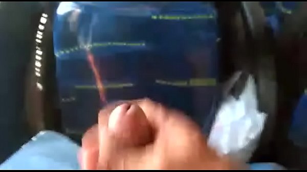 Play MP4 - Punheta no &ocirc;nibus