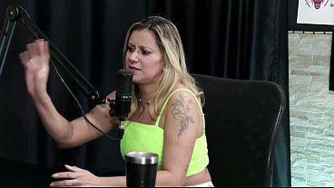 Prefere a massagem como preliminar antes de ir pro s3x0 lua massagista moai tv