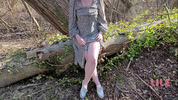 Sunny days make_me hornyin public