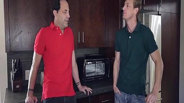 Nonton Kinky Role-play With Elegant Stepdaughters thumbnail