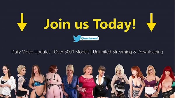 Play MP4 - Skinny Mom Takes Monster Cock Up Her Ass & Gets Creampied