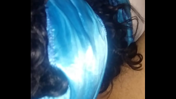 Play MP4 - Mamada ma&ntilde;anero