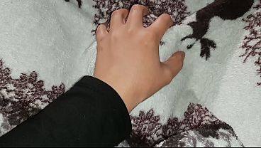 My Girlfriend Woke Me Up With Cunnilingus Under The Blanket thumbnail