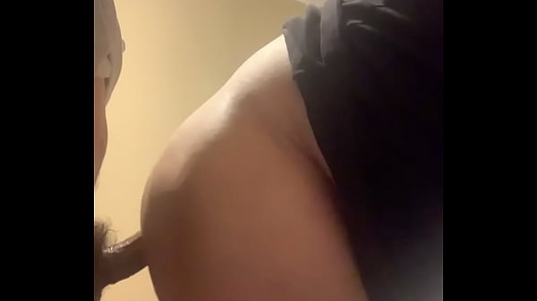 El t&iacute;o no le gusta el condon y me hace bareback 