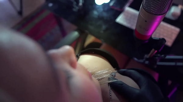 Sexy Latina En Su Primer D&iacute;a De Entrenamiento Sexual En La Oficina Del Porno thumbnail