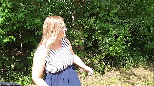 Play MP4 - Ausgenutzt bei Autopanne&excl;&excl;&excl; Pl&ouml;tzlich fickt er mich ohne Gummi&excl;