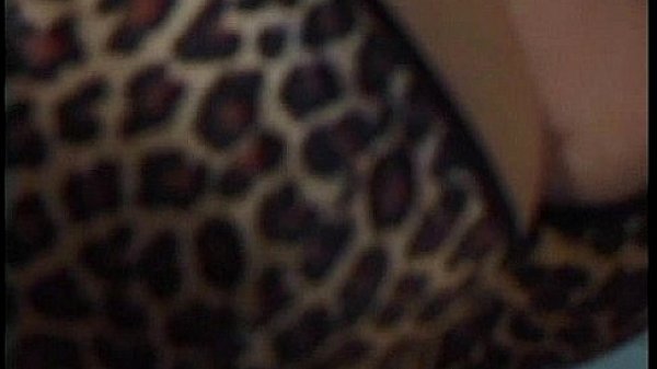 milf outside doing her thang 