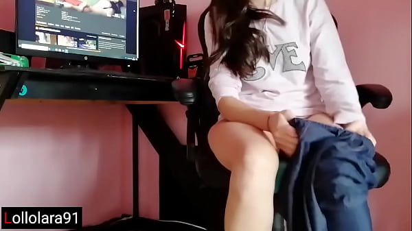 Non volevo ha iniziato a succhiarmelo e a cavalcarmi fino a farsi farcire