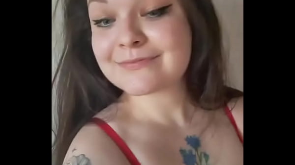 Nonton While I'm Sorting Through About 200 - 300 New Pics, Here's A Video Of Me Being Hot Today. ?️ In Both Senses Of The... thumbnail