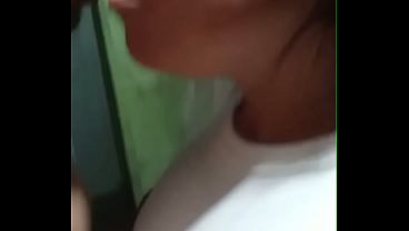 Nonton Me Facina Chupar El Pito De Este Hombre Y Quiero Que Me Lo Metas Hasta El Fondo thumbnail