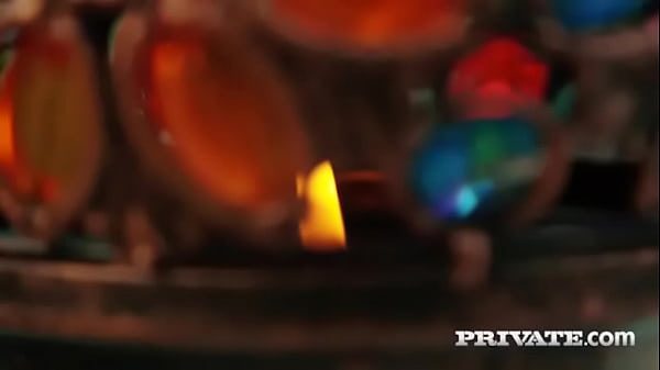 Chrystal Sinn_Yoga Instructor_likes itOutdoors