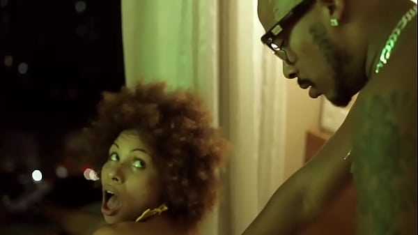 Catra Fudendo A Gostosa thumbnail