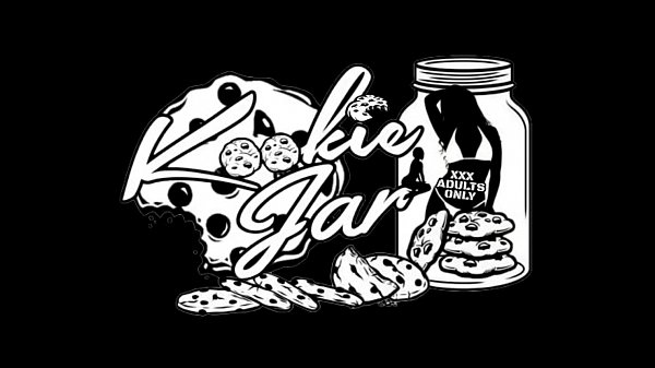 Nonton Kitty Plays With Her Wet Pussy And Dildo Action thumbnail