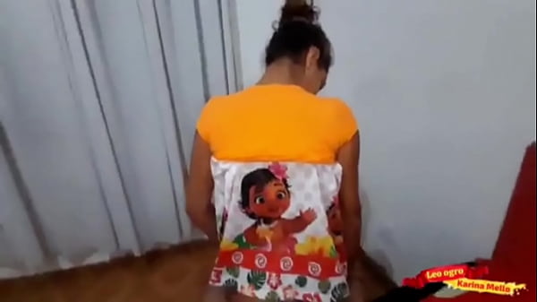 Enteada Petite brasileira_ama analmais doque qualquer coisa no mundo