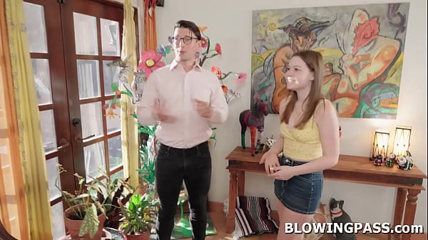 Teen applicant sucks manager for the job