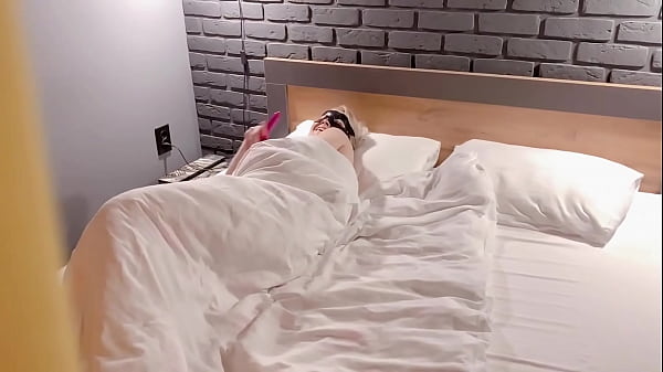 Mia's mimi first surprise squirt 