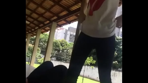 Magrinha metendo a rola sem do no gordo