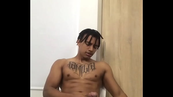 Quisiera Tenerte Aqu&iacute; Para Ponerte A Chupar Mi Verga Hasta Que Me Dejes Con Todo El Cum En Tu Boca thumbnail