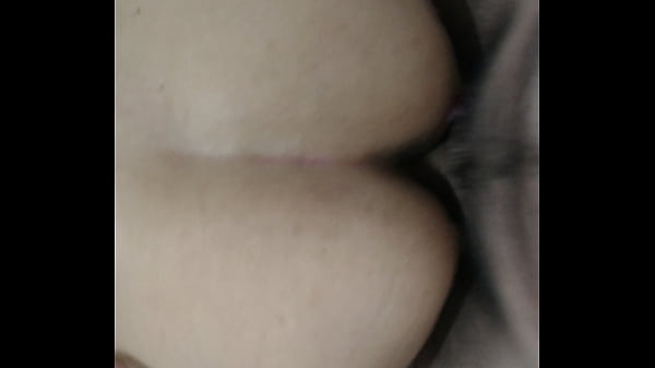 Penetrada empinada por_mi vecino