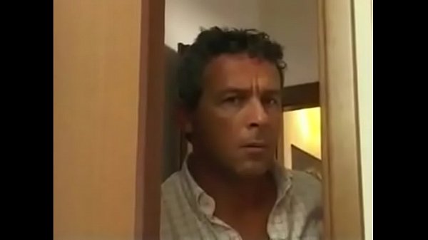 Pai tarado fode putinha do filho