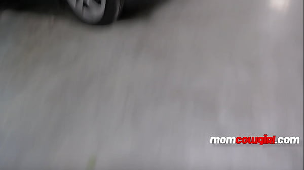 Nonton Step Sis Just Wanted In On The Family Fun thumbnail