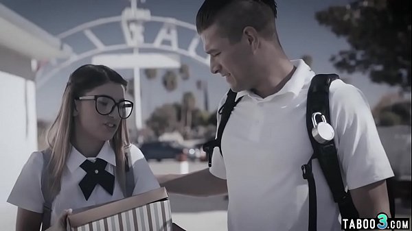 Play MP4 - Nerdy teen gets back at bullies and orders them to DP