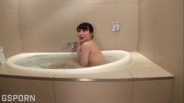 Hot Japanese 18 Yo Make Nice Blowjob And Fuck With Creampie thumbnail