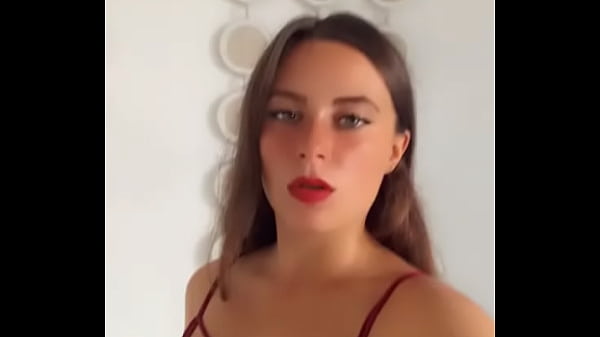 Nonton Un Petit Avant Go&ucirc;t Lol thumbnail