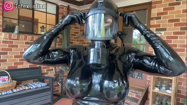 Unknown Latex Creature Enjoying Gas Masks 