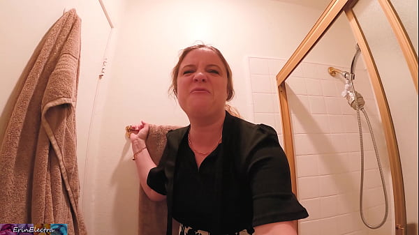 Play MP4 - Stepmom fucks stepson in the bathroom after church
