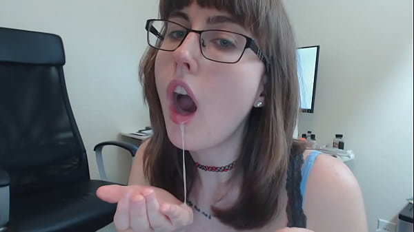 Swallowing Cum Whole Clip thumbnail
