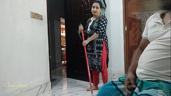 Penish flash on servant