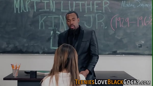 Teen sucks black_teacherslong shlong