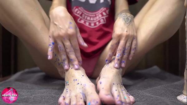 Babe sensual footjob rubber cock foot fetish 