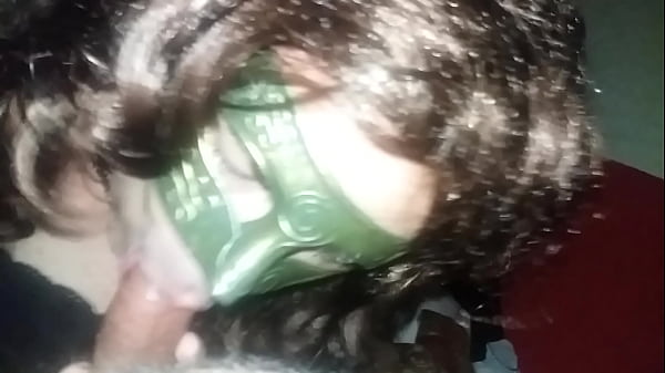 Play MP4 - menage &period;&period;&period; mamando e cavalgando