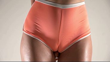 Stepsis wanted to show me her new yoga shorts 