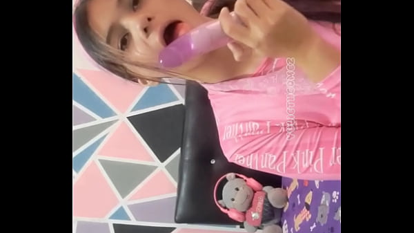 I PLAY WITH MY SEX TOY WOULD YOULIKE TOWATCH