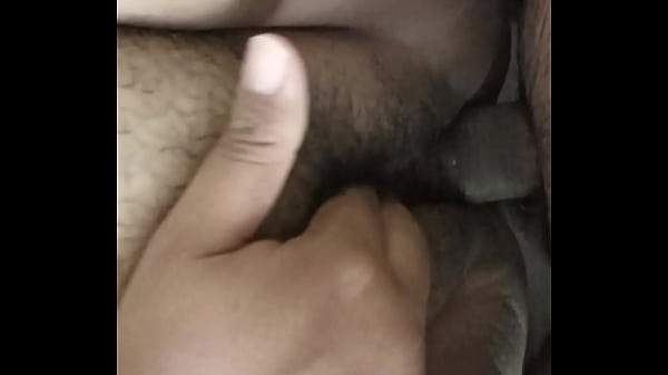 Play MP4 - Follandome el co&ntilde;o gordo de mi mam&aacute; con piernas abierta