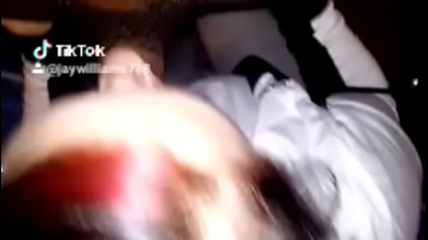 Nonton Head Training thumbnail