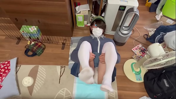 女装まゆのパンチラ自撮り 