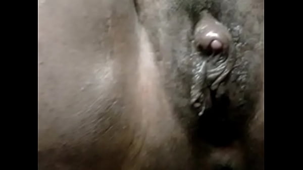 Play MP4 - Phat Clit